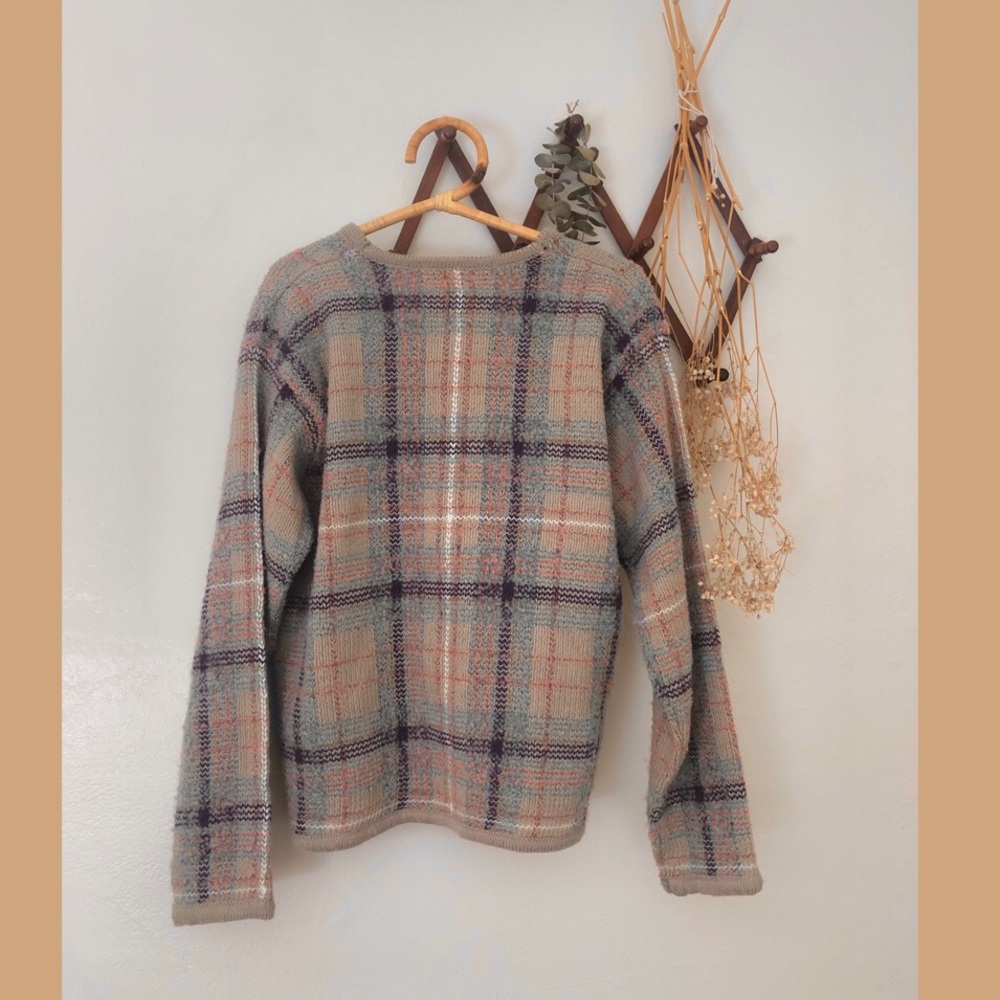 ❀VTG Beautiful Plaid Cardigan Sweater L - Picture 6 of 6